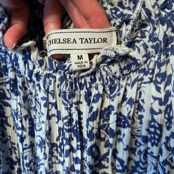 Chelsea Taylor Medium Coastal Boho Maxi
Dress Blue White Paisley Print like New - Picture 6 of 10